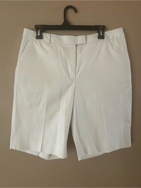 Brooks Brothers Cream Casual Shorts